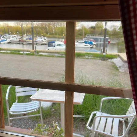 Grillkota Holzhuette * Lauenburg